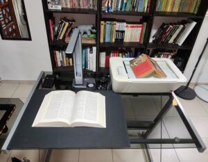 Espacio de digitalización de libros.